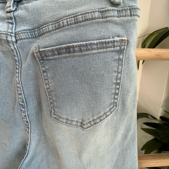 High waisted Flare jeans - Picture 5 of 6